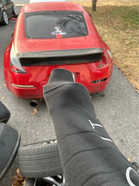 2004 Nissan 350Z 5th Gen - Image 3 of 8
