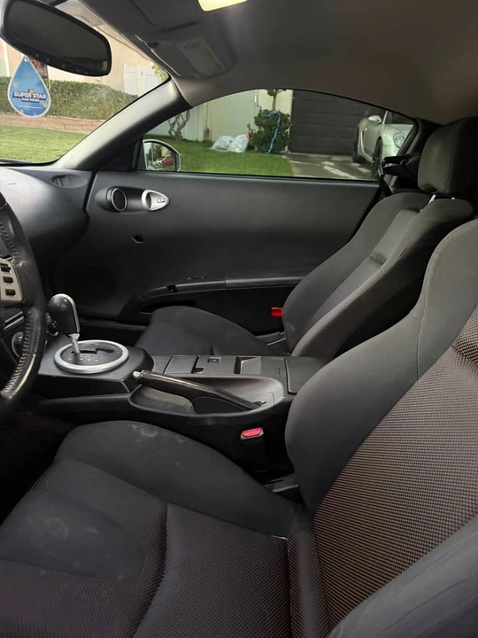 2004 Nissan 350Z 5th Gen - Image 11 of 14