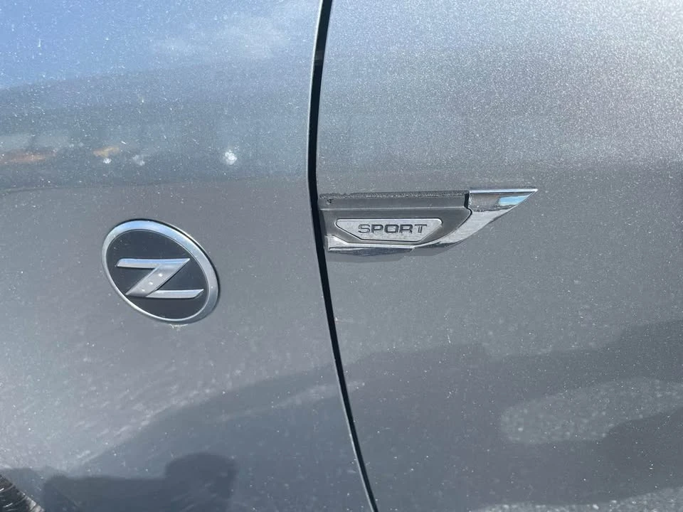 2004 Nissan 350Z 5th Gen - Image 11 of 14
