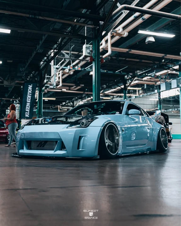 2004 Nissan 350Z 5th Gen - Image 2 of 5
