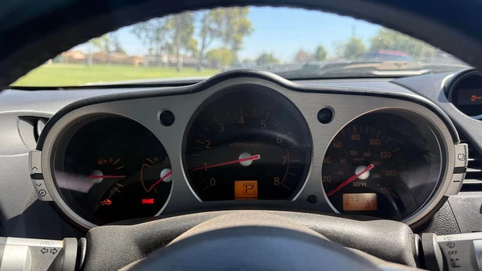 2004 Nissan 350Z 5th Gen - Image 5 of 9