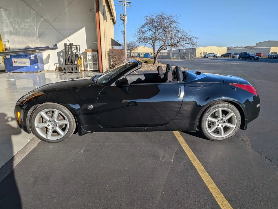 2004 Nissan 350Z 5th Gen - Image 6 of 20