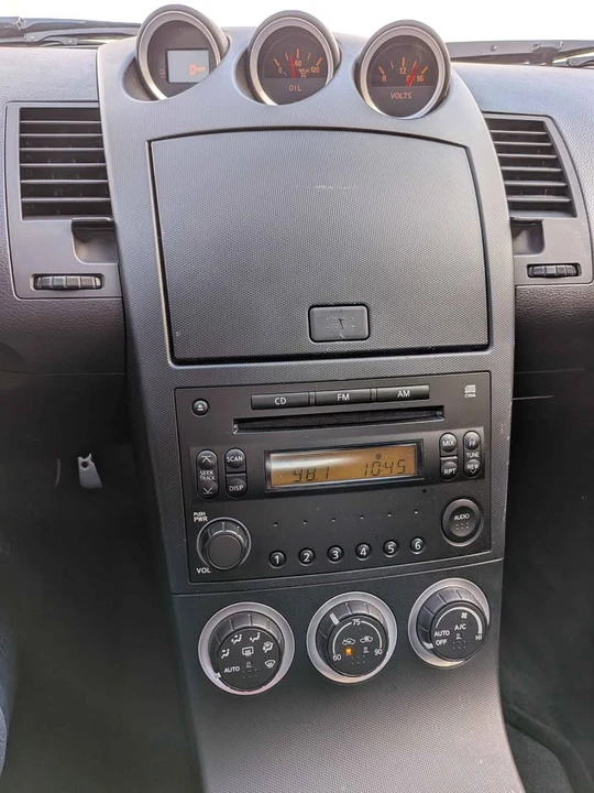 2004 Nissan 350Z 5th Gen - Image 16 of 20