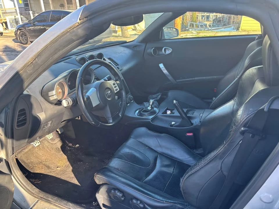 2004 Nissan 350Z 5th Gen - Image 10 of 14