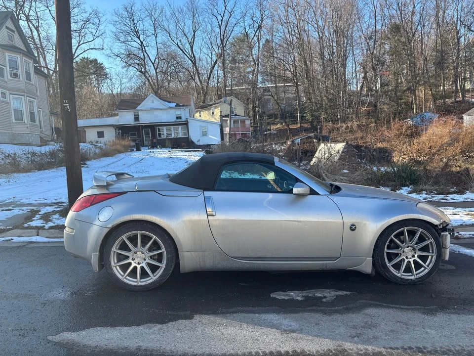 2004 Nissan 350Z 5th Gen - Image 3 of 14
