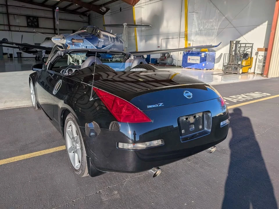 2004 Nissan 350Z 5th Gen - Image 11 of 20