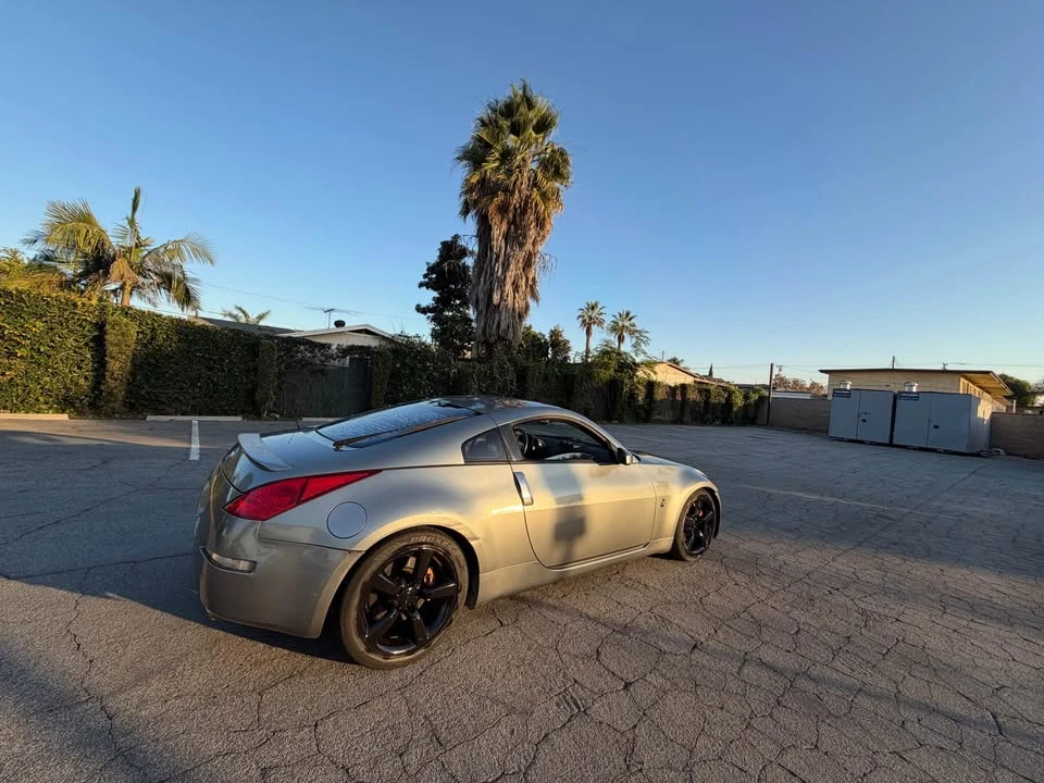 2004 Nissan 350Z 5th Gen - Image 3 of 10