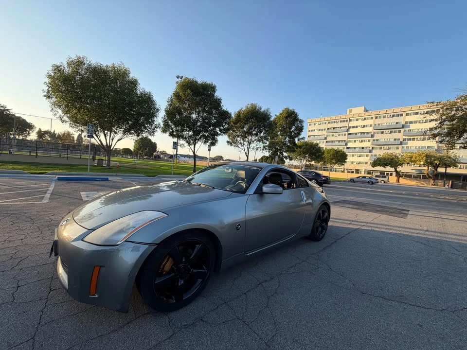 2004 Nissan 350Z 5th Gen - Image 9 of 10