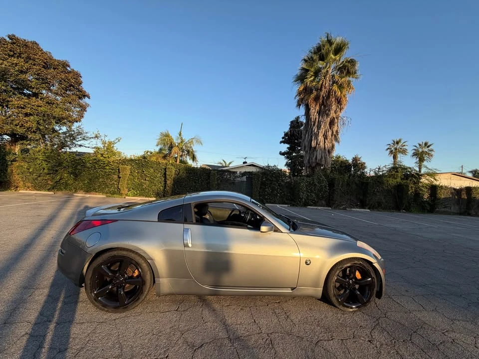 2004 Nissan 350Z 5th Gen - Image 2 of 10