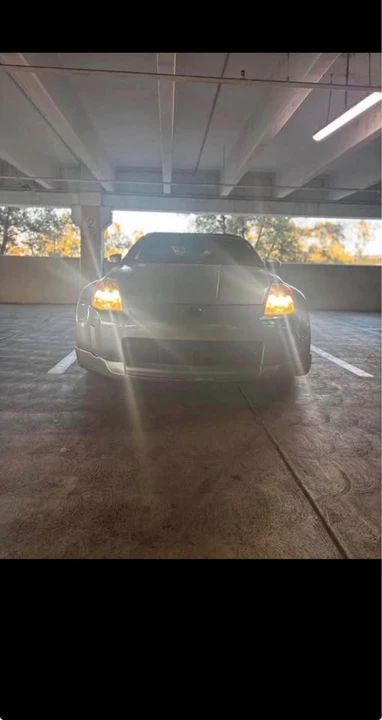 2004 Nissan 350Z 5th Gen - Image 10 of 13
