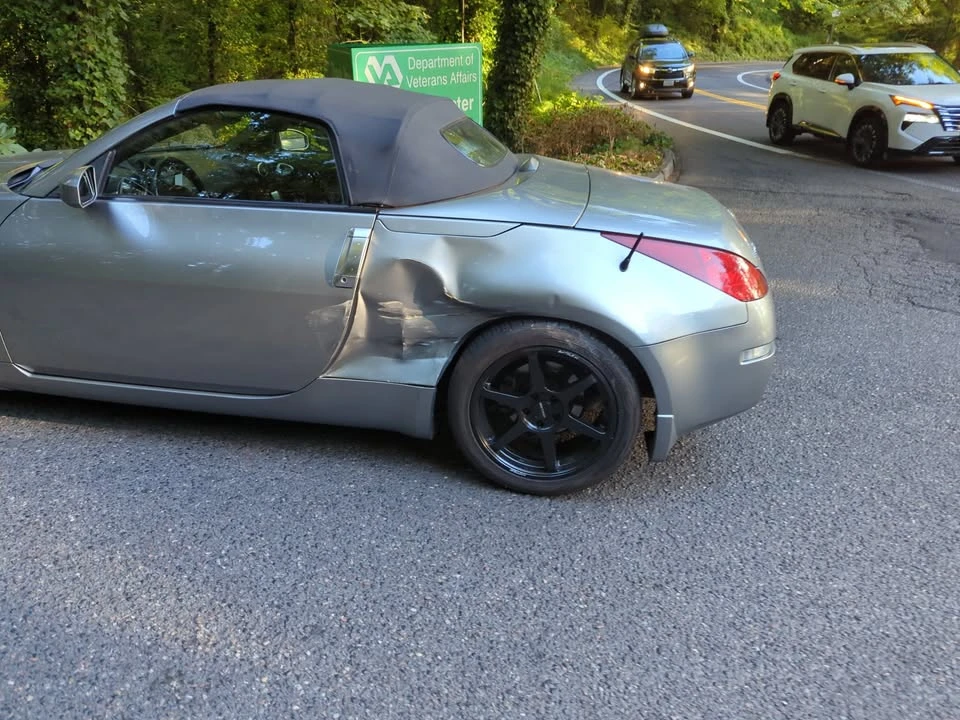2004 Nissan 350Z 5th Gen - Image 2 of 4
