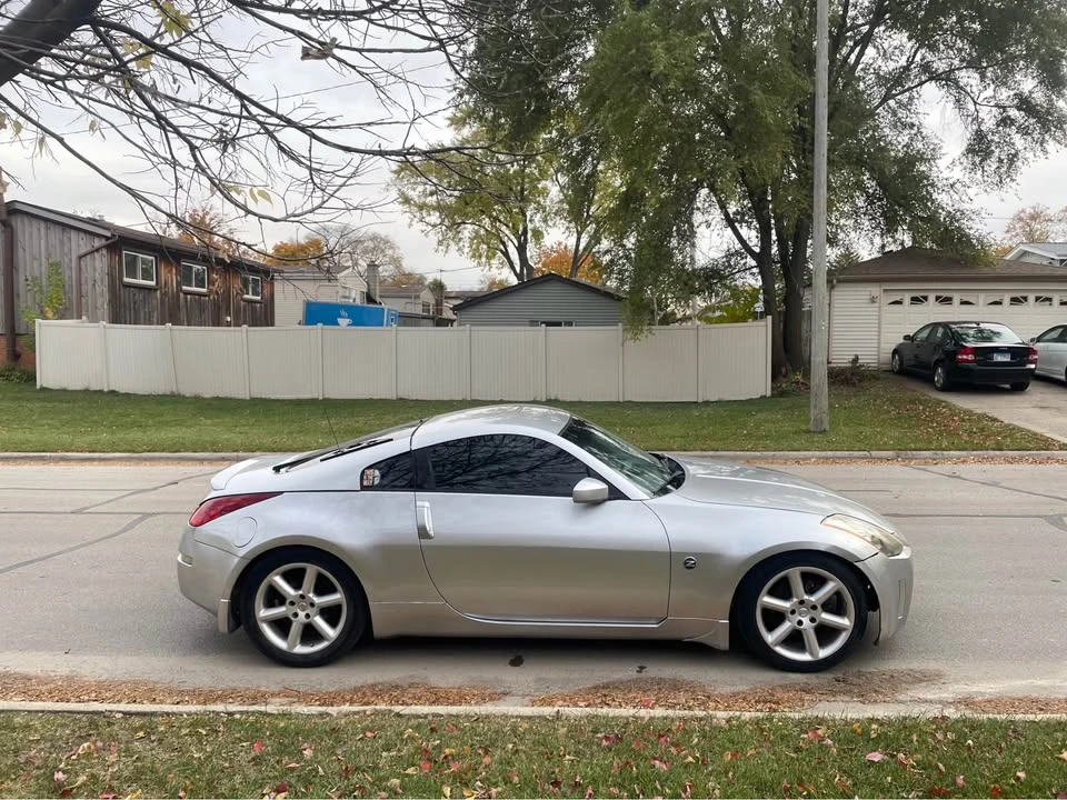 2004 Nissan 350Z 5th Gen - Image 4 of 9