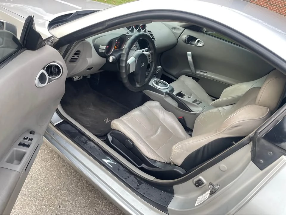 2004 Nissan 350Z 5th Gen - Image 8 of 9