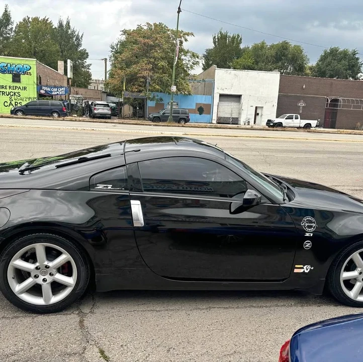 2004 Nissan 350Z 5th Gen - Image 2 of 11
