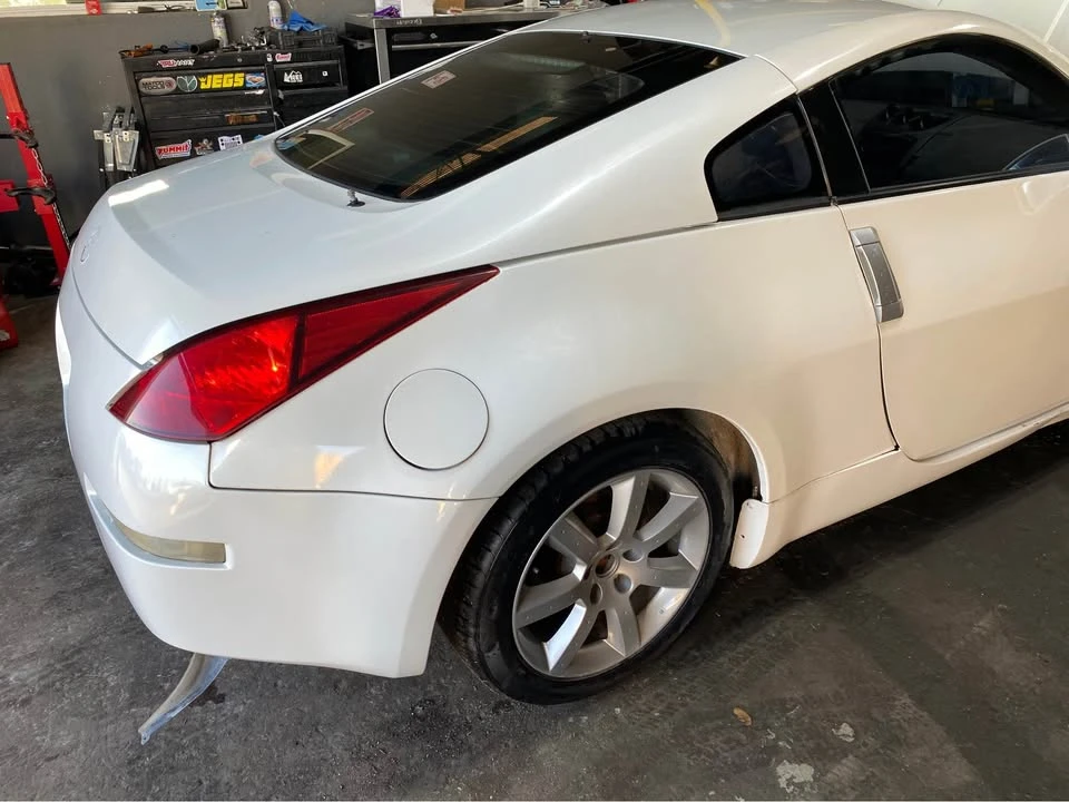 2004 Nissan 350Z 5th Gen - Image 2 of 8