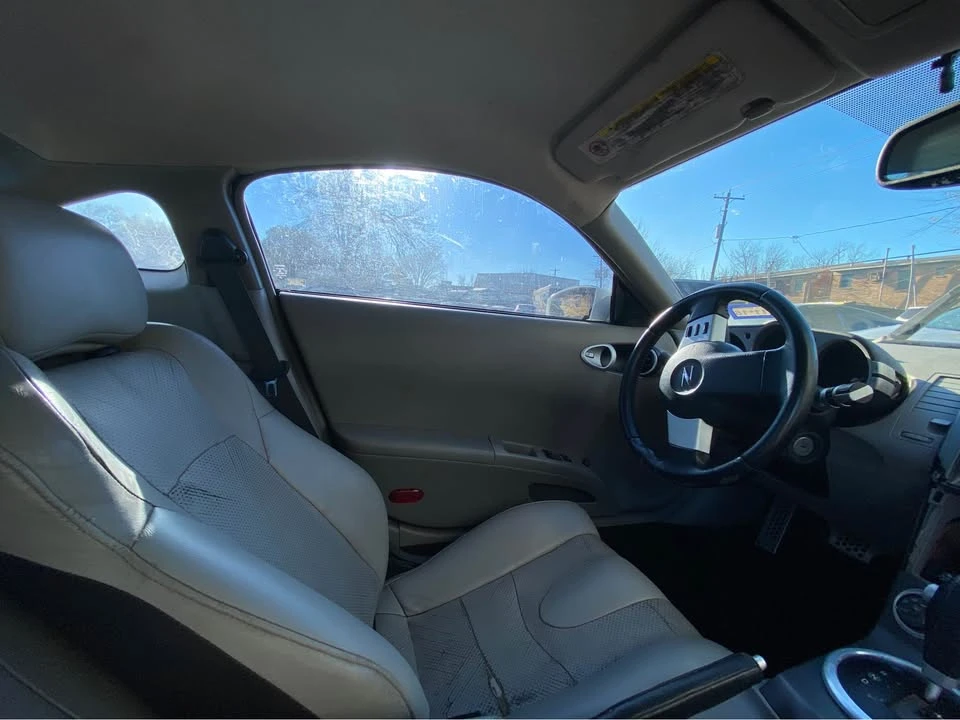 2004 Nissan 350Z 5th Gen - Image 4 of 8