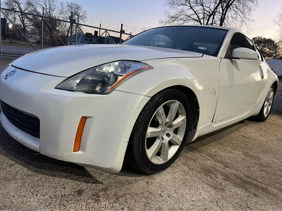 2004 Nissan 350Z 5th Gen - Image 2 of 10