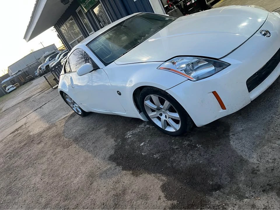 2004 Nissan 350Z 5th Gen - Image 9 of 10