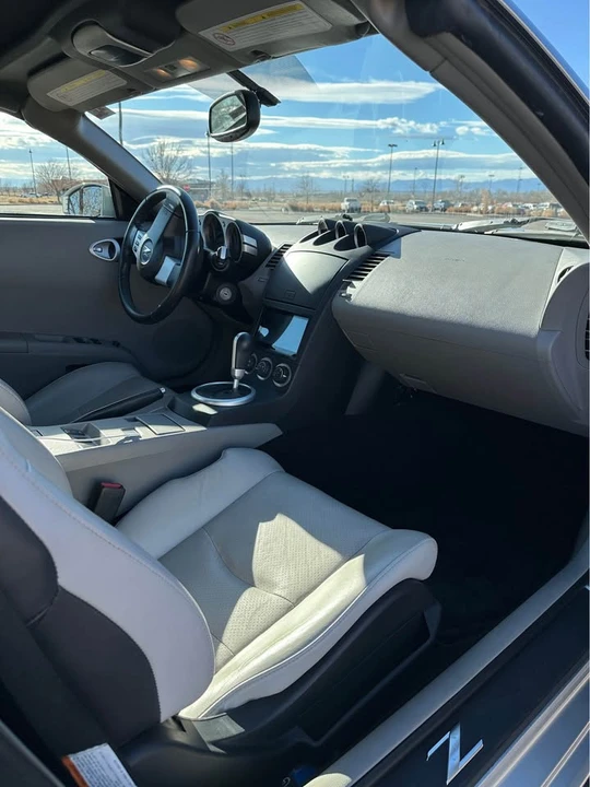 2004 Nissan 350Z 5th Gen - Image 9 of 9
