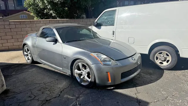2004 Nissan 350Z Touring Roadster