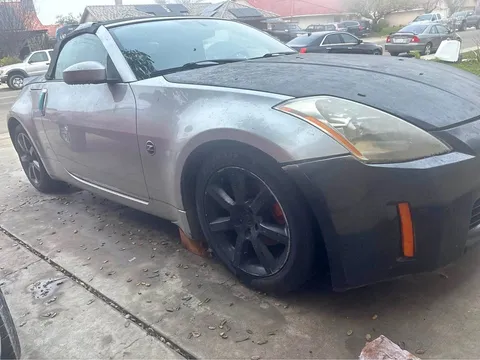 2004 Nissan 350Z Touring Roadster