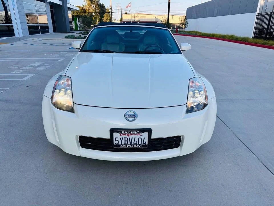2004 Nissan 350Z 5th Gen - Image 9 of 16