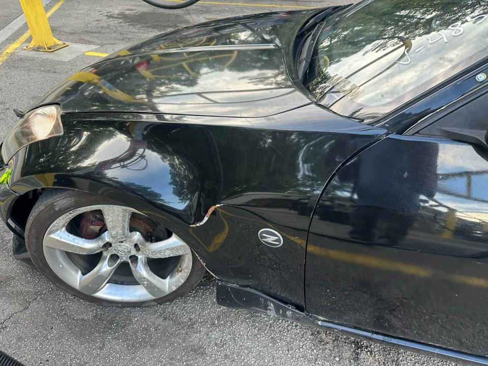 2004 Nissan 350Z 5th Gen - Image 5 of 8