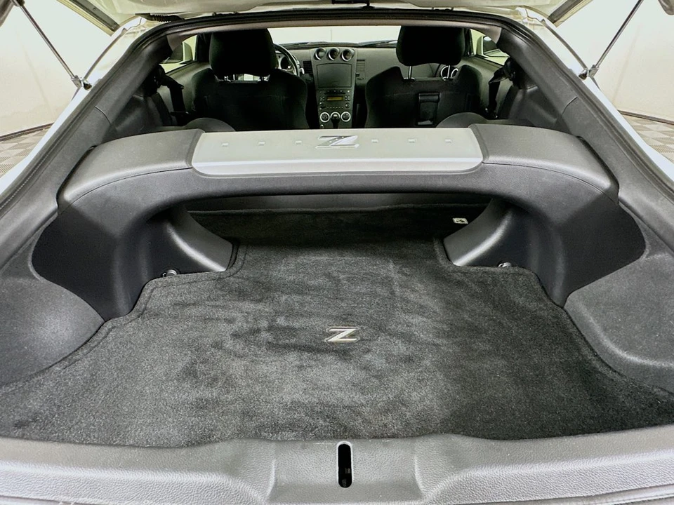 2004 Nissan 350Z 5th Gen - Image 19 of 22