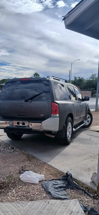 2004 Nissan Armada - Image 7 of 8
