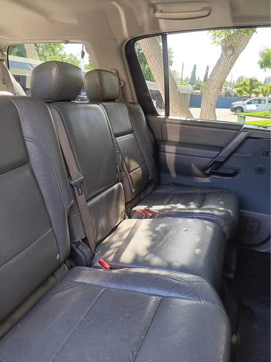 2004 Nissan Armada - Image 6 of 6