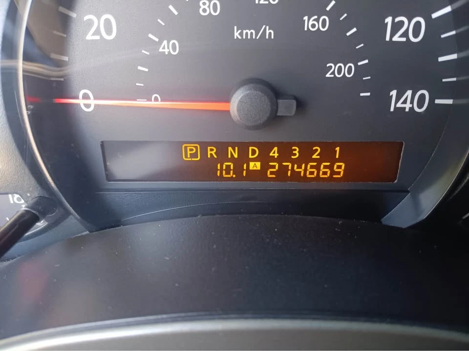 2004 Nissan Armada - Image 3 of 6