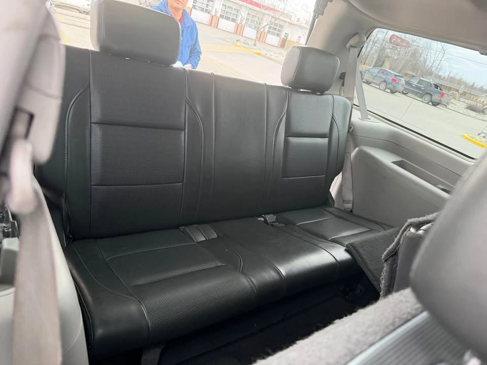 2004 Nissan Armada - Image 5 of 20