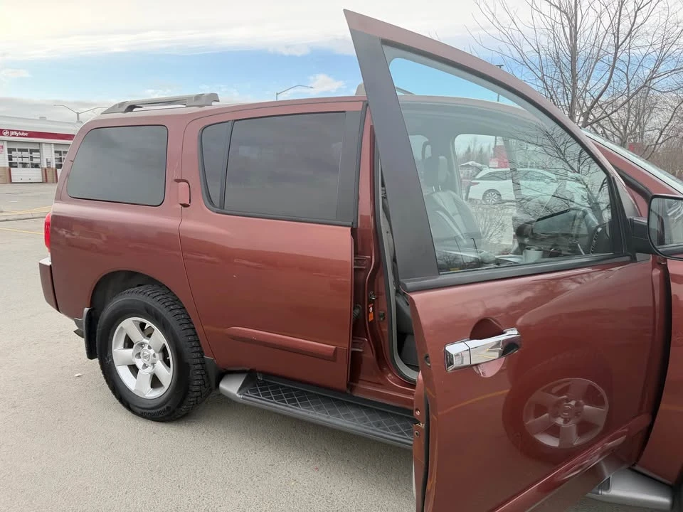 2004 Nissan Armada - Image 15 of 20