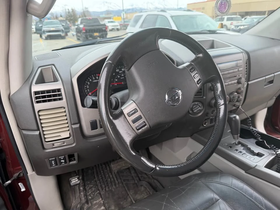 2004 Nissan Armada - Image 14 of 20