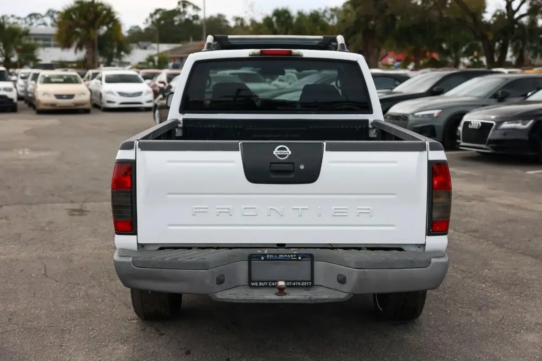 2004 Nissan Frontier 1st Gen - Image 9 of 12