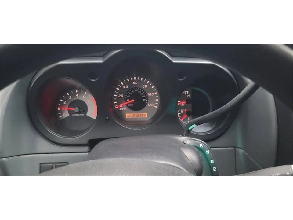 2004 Nissan Frontier 1st Gen - Image 20 of 21