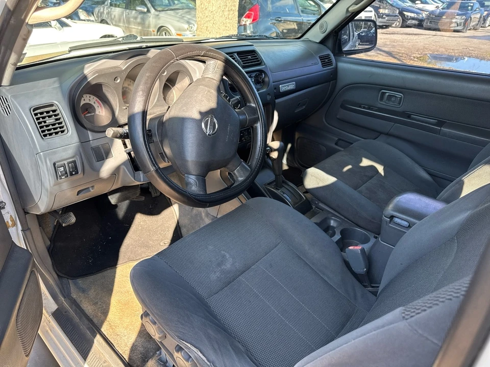2004 Nissan Frontier 1st Gen - Image 5 of 7