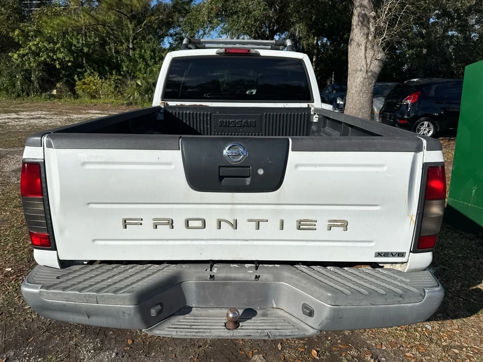 2004 Nissan Frontier 1st Gen - Image 3 of 7