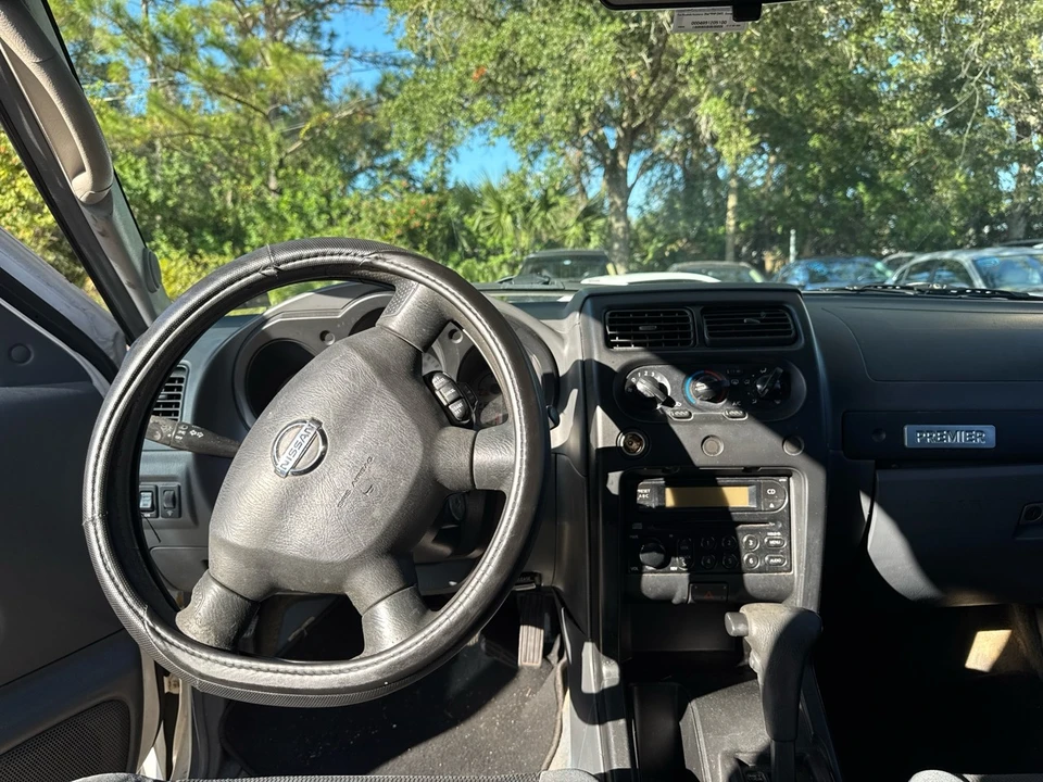 2004 Nissan Frontier 1st Gen - Image 7 of 7