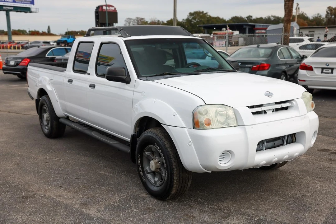 2004 Nissan Frontier 1st Gen - Image 15 of 21