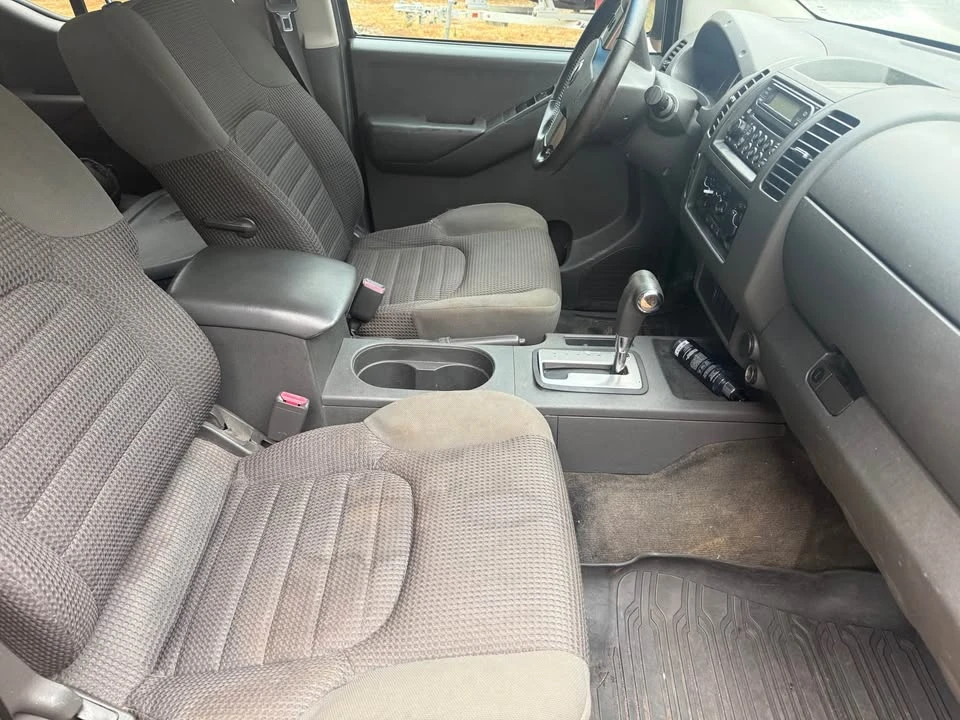 2004 Nissan Frontier 1st Gen - Image 4 of 8