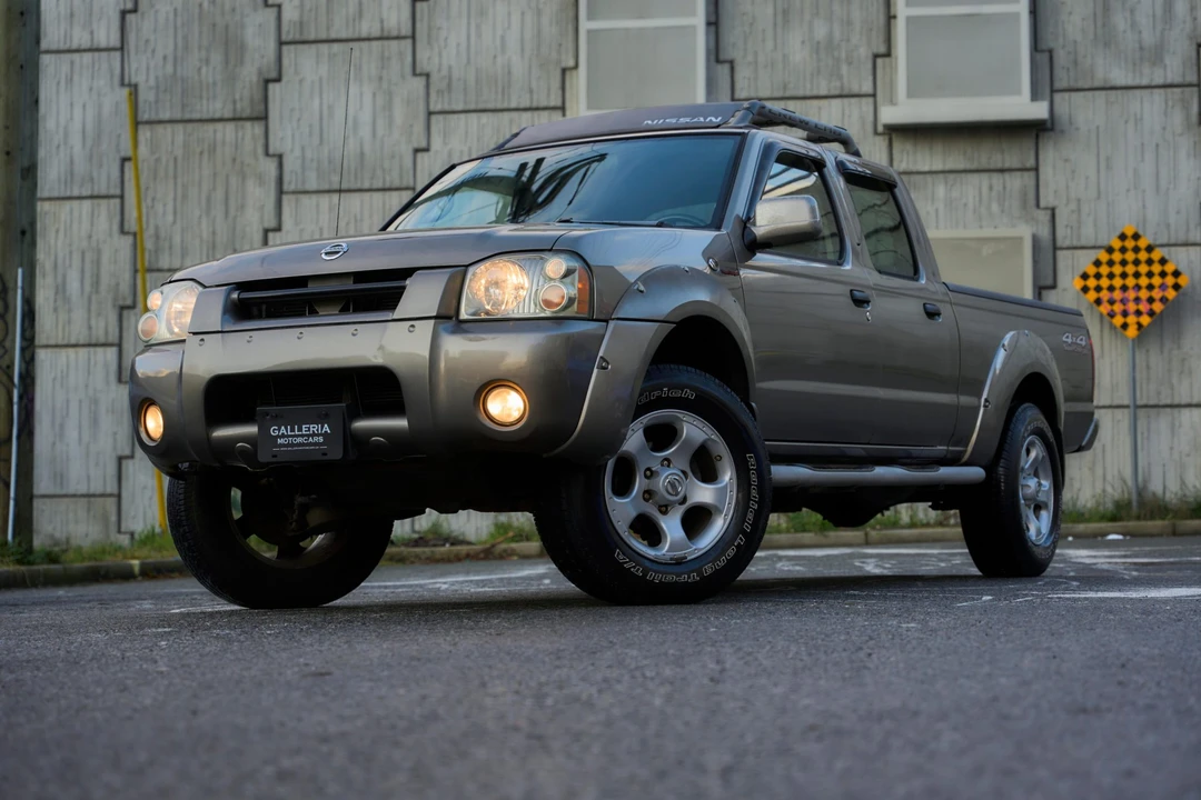 2004 Nissan Frontier 1st Gen - Image 9 of 31
