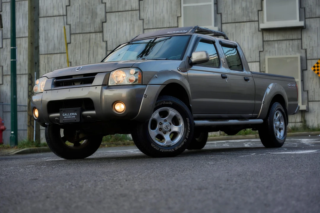 2004 Nissan Frontier 1st Gen - Image 10 of 31