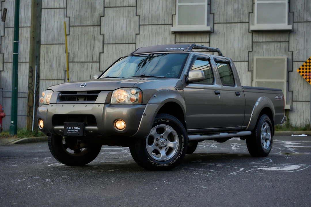 2004 Nissan Frontier 1st Gen - Image 14 of 31
