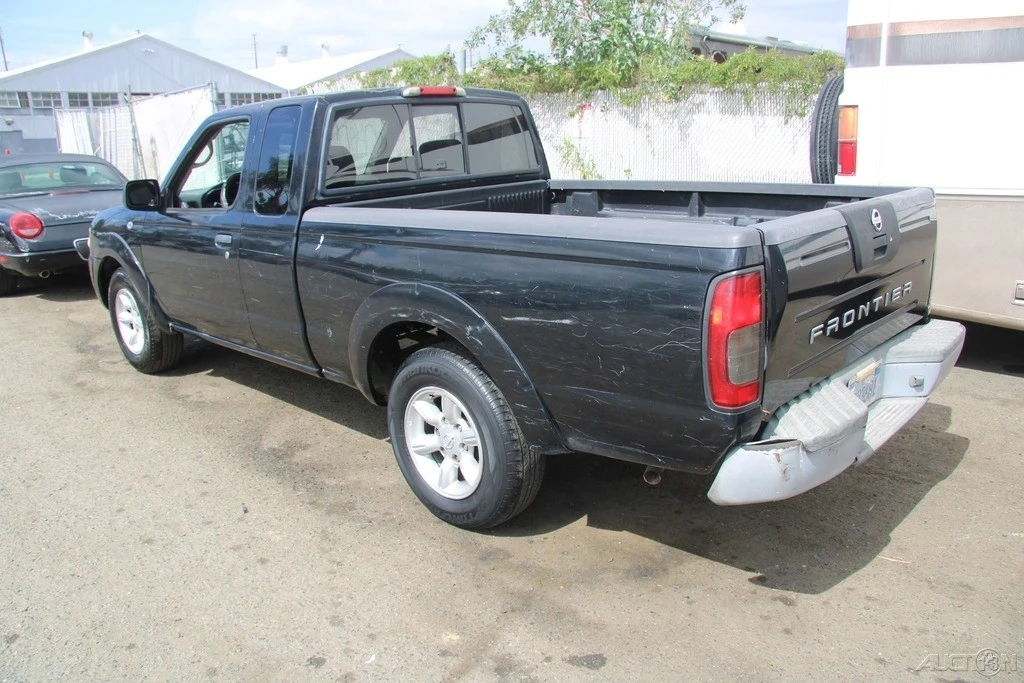 2004 Nissan Frontier 1st Gen - Image 5 of 21