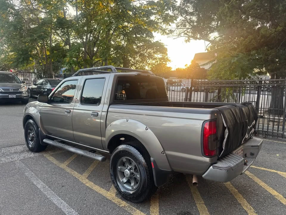 2004 Nissan Frontier 1st Gen - Image 2 of 15