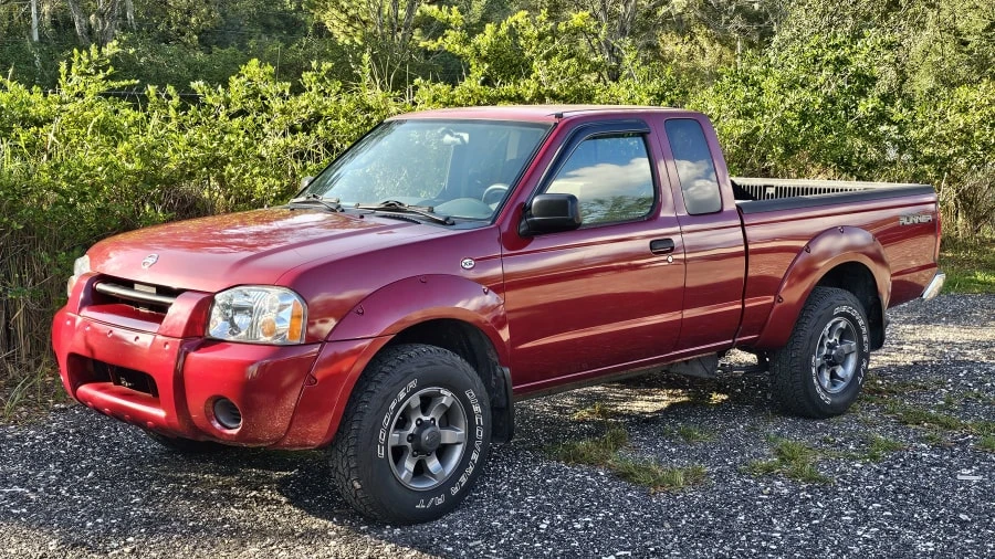 2004 Nissan Frontier 1st Gen - Image 4 of 19