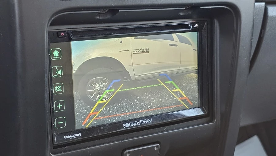 2004 Nissan Frontier 1st Gen - Image 17 of 19