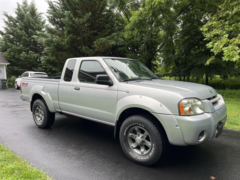 2004 Nissan Frontier 1st Gen - Image 18 of 31