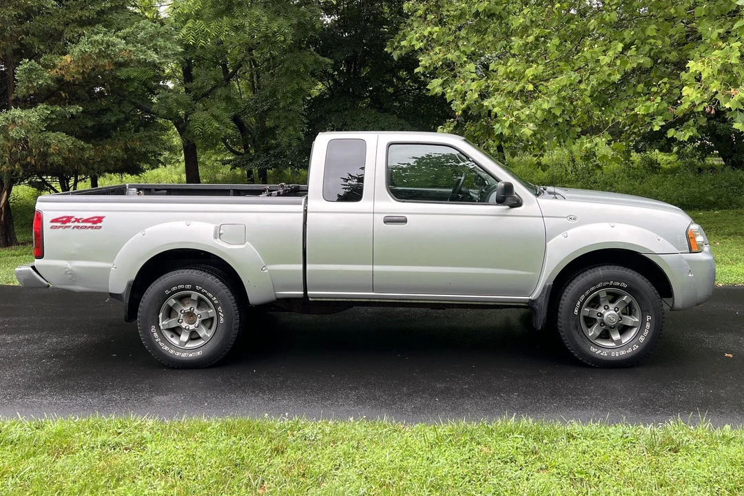 2004 Nissan Frontier 1st Gen - Image 3 of 31
